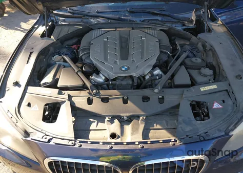 2009 BMW 750Li из США, поврежденный, VIN WBAKB83529CY59415